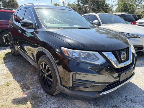 Used 2018 Nissan Rogue SV FWD image 1