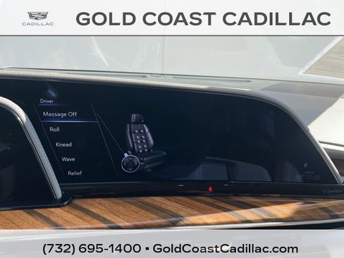 Used 2024 Cadillac Escalade Premium Luxury Platinum image 30