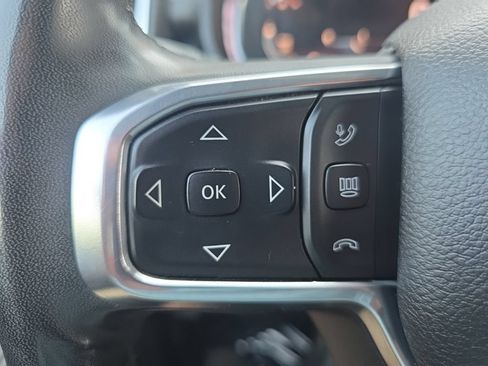 Used 2025 RAM 2500 Laramie AWD/4WD image 18