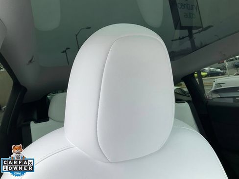 Used 2023 Tesla Model Y Long Range AWD/4WD image 77