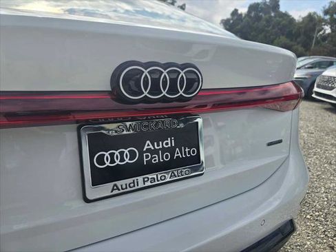 New 2025 Audi A6 e-tron Premium image 12