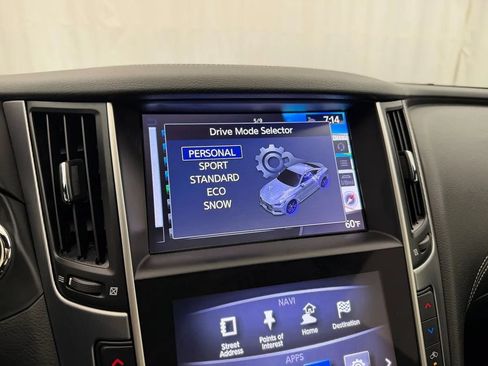 Used 2018 INFINITI Q60 3.0t Luxe w/ Sensory Package 3.0T Luxe AWD/4WD image 14