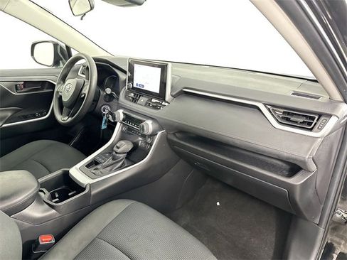 Used 2024 Toyota RAV4 LE image 25