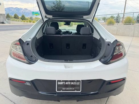 Used 2016 Chevrolet Volt LT FWD image 14