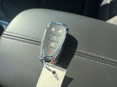 Used 2025 Chevrolet Malibu LT image 26