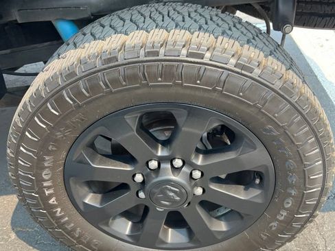 Used 2022 RAM 2500 Laramie w/ Night Edition AWD/4WD image 23