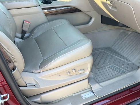 Used 2018 GMC Yukon SLT w/ Premium Edition image 90