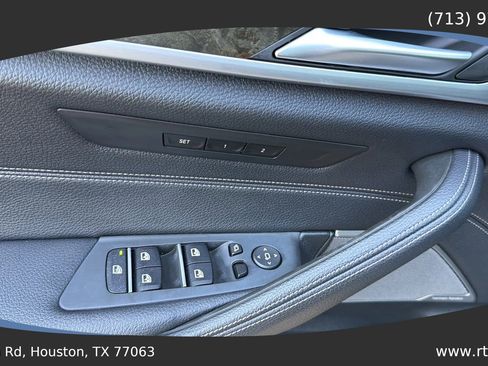 Used 2022 BMW 530i w/ Premium Package RWD image 23