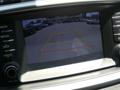 Used 2019 Kia Sorento EX FWD image 17