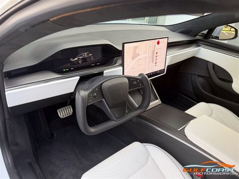 Used 2022 Tesla Model S Plaid AWD/4WD image 28