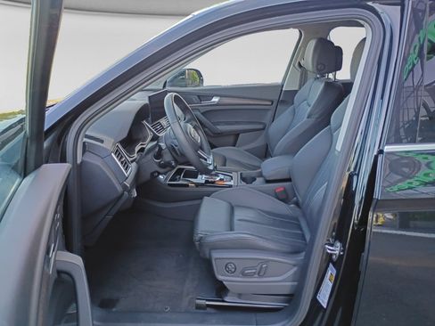 Used 2025 Audi Q5 e Premium Plus w/ Premium Plus Package AWD/4WD image 10
