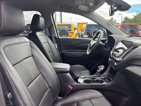 Used 2022 Chevrolet Equinox Premier AWD/4WD image 10