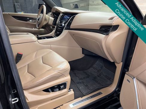 Used 2020 Cadillac Escalade Platinum AWD/4WD image 13