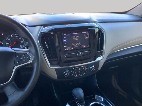 Certified 2022 Chevrolet Traverse LS w/ LPO, Cargo Package FWD image 7