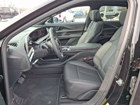Used 2026 Cadillac Lyriq Sport RWD image 10