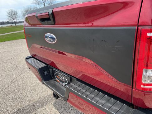 Used 2017 Ford F150 XLT w/ Equipment Group 302A Luxury AWD/4WD image 52