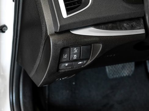 Used 2019 Acura TLX w/ Technology Package FWD image 27