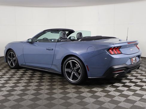 Used 2025 Ford Mustang Premium image 10