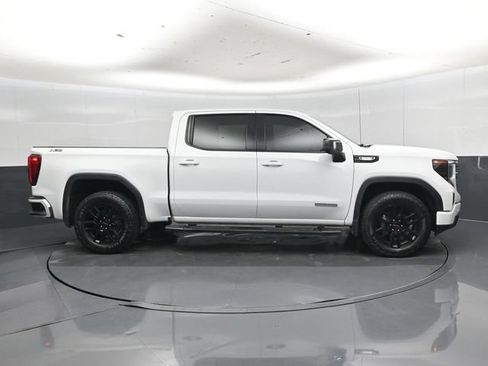 Used 2024 GMC Sierra 1500 Elevation w/ Elevation Premium Package AWD/4WD image 2
