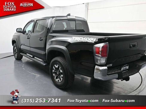 Used 2023 Toyota Tacoma TRD Off-Road image 12