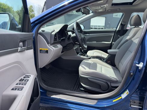 Used 2019 Hyundai Elantra Value Edition FWD image 10