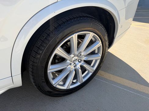 Used 2016 Volvo XC90 T6 Inscription w/ Vision Package AWD/4WD image 9