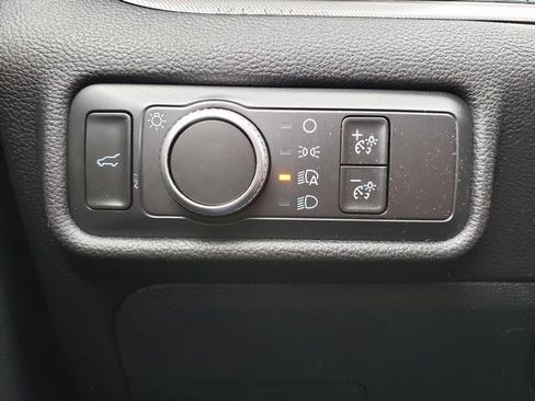 Used 2020 Ford Explorer XLT w/ Comfort Package AWD/4WD image 26