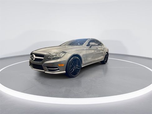 Used 2012 Mercedes-Benz CLS 550 image 4