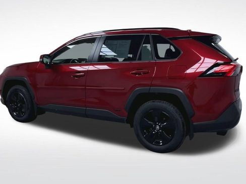 Used 2025 Toyota RAV4 XLE w/ Convenience Package AWD/4WD image 6