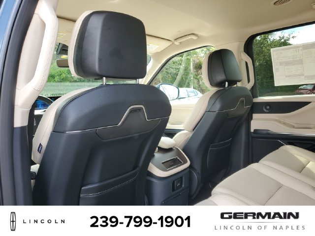 New 2027 Lincoln Navigator Premiere AWD/4WD image 21