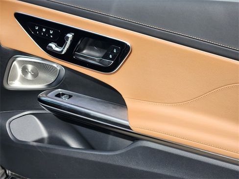 New 2026 Mercedes-Benz CLE 300 4MATIC Cabriolet image 17