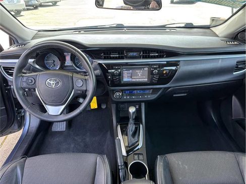 Used 2015 Toyota Corolla S image 10