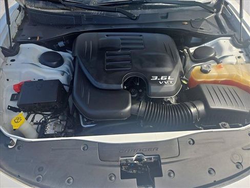 Used 2022 Dodge Charger SXT RWD image 22