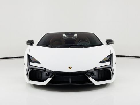 Used 2024 Lamborghini Revuelto AWD/4WD image 10