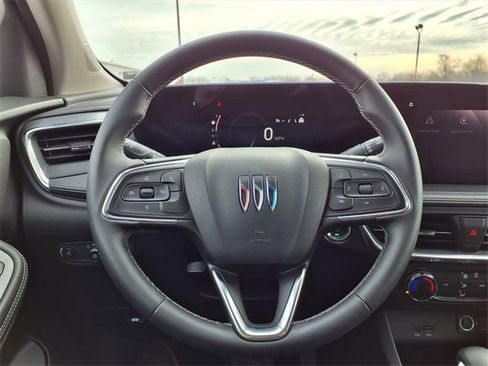 Used 2025 Buick Encore GX Preferred image 66