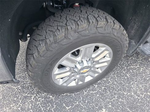 Used 2024 Chevrolet Silverado 3500 High Country w/ High Country Premium Package image 10