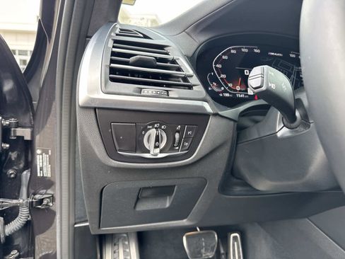 Used 2023 BMW X3 M40i w/ Premium Package image 33