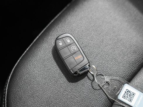Certified 2025 Jeep Compass Limited AWD/4WD image 47
