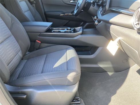 New 2026 Chevrolet Equinox LT w/ LPO, Floor Liner Package image 26