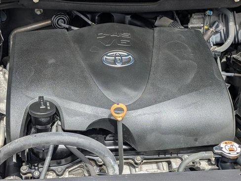 Used 2017 Toyota Sienna LE image 22