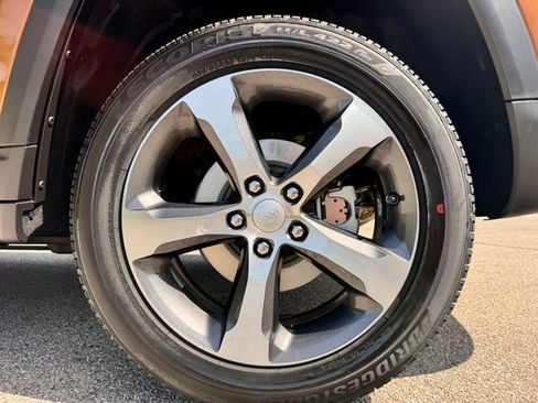 New 2026 Jeep Grand Cherokee Limited AWD/4WD image 35