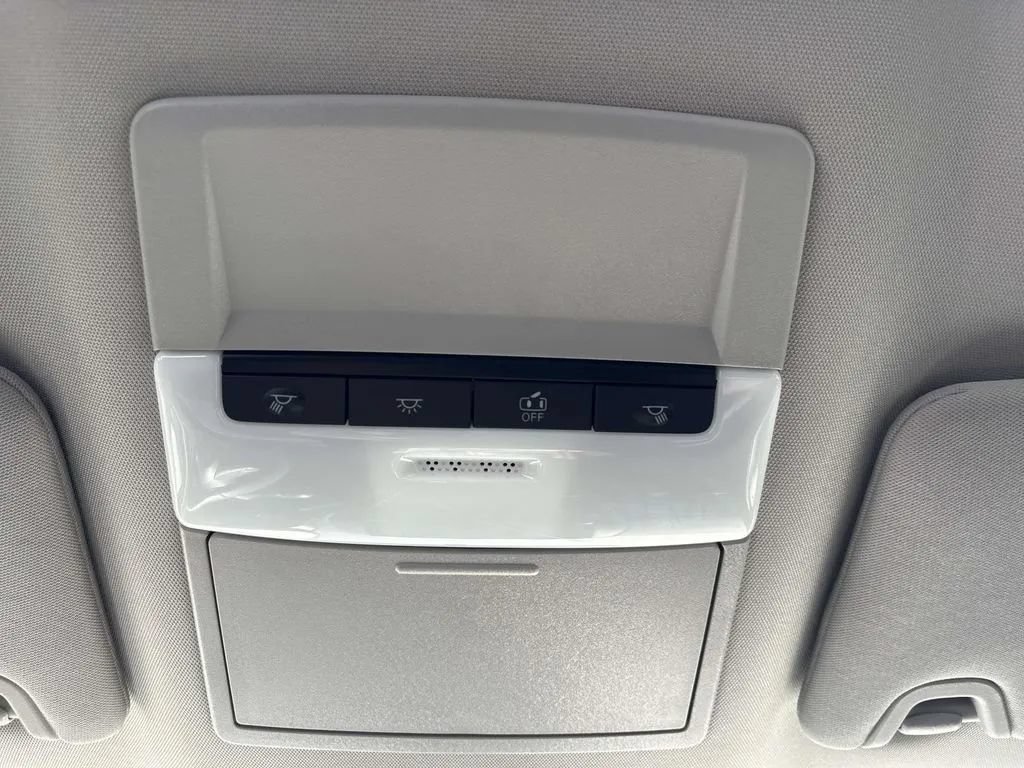 Used 2025 Nissan Altima 2.5 S FWD image 16