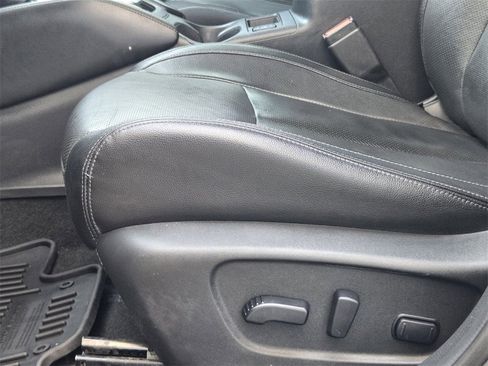 Used 2019 Nissan Rogue SL image 23