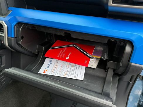 Used 2025 Toyota 4Runner TRD Off-Road image 28