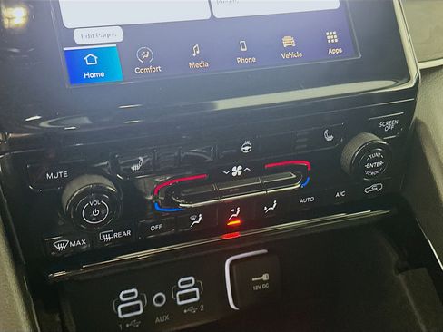 Used 2021 Jeep Grand Cherokee L Limited image 23