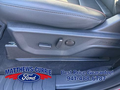 New 2026 Ford F250 Lariat w/ Black Appearance Package AWD/4WD image 11