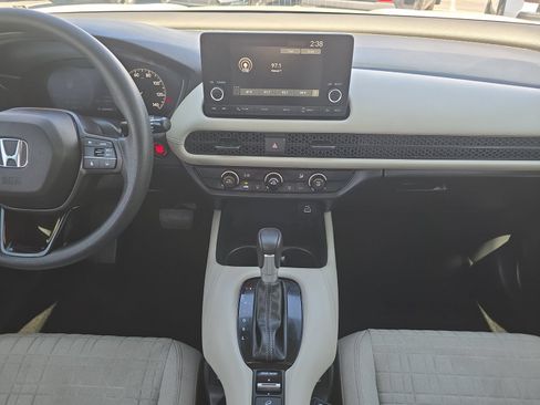 Certified 2025 Honda HR-V LX image 11