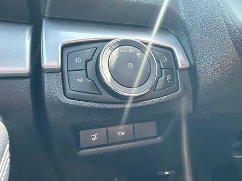Used 2018 Ford Explorer Sport AWD/4WD image 25