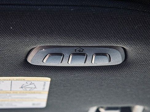 Used 2024 Ford Expedition Platinum image 25