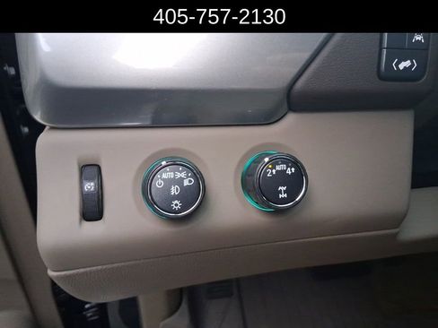 Used 2018 Chevrolet Tahoe LT w/ LT Signature Package image 15